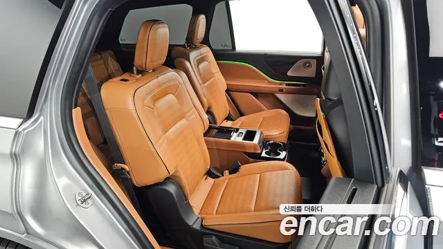 Lincoln Aviator 2022 thumb 10