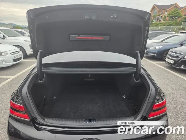 Genesis G90 2021 thumb 8