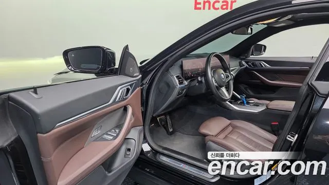 BMW i4 2023 thumb 10