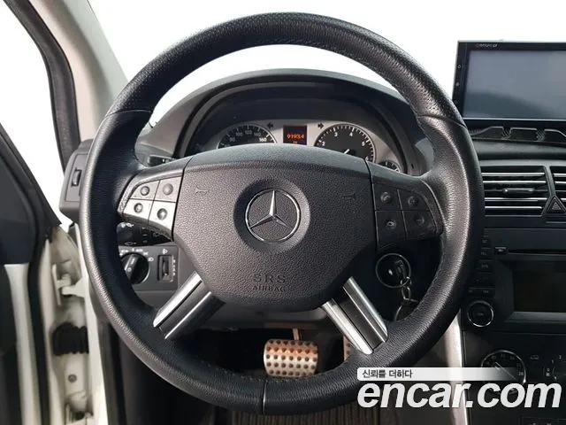 Mercedes-Benz B-Class 2011 thumb 8
