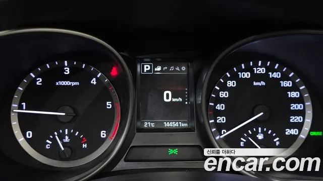 Hyundai Santa Fe 2016 thumb 8