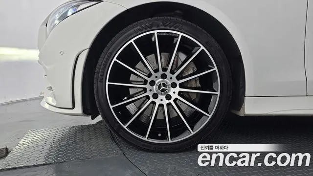 Mercedes-Benz CLS-Class 2019 thumb 5