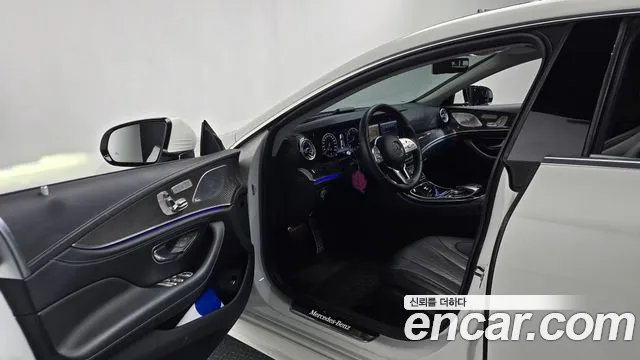 Mercedes-Benz CLS-Class 2019 thumb 10