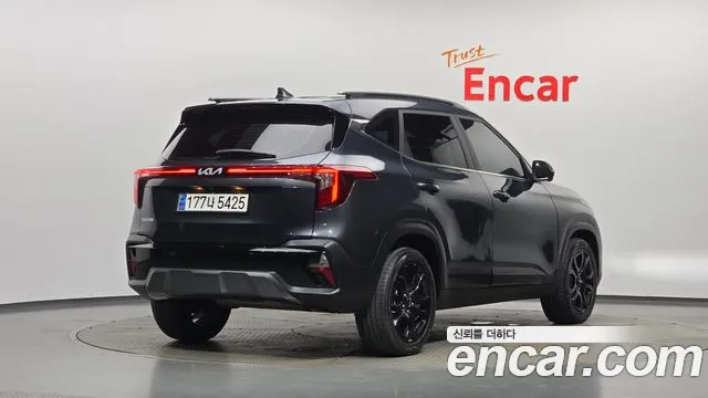 Kia Seltos 2023 thumb 2
