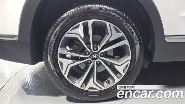 Hyundai Santa Fe 2018 thumb 5