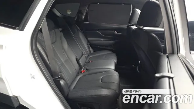 Hyundai Santa Fe 2018 thumb 11