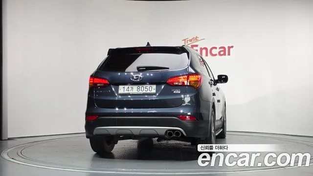 Hyundai Santa Fe 2012 thumb 4