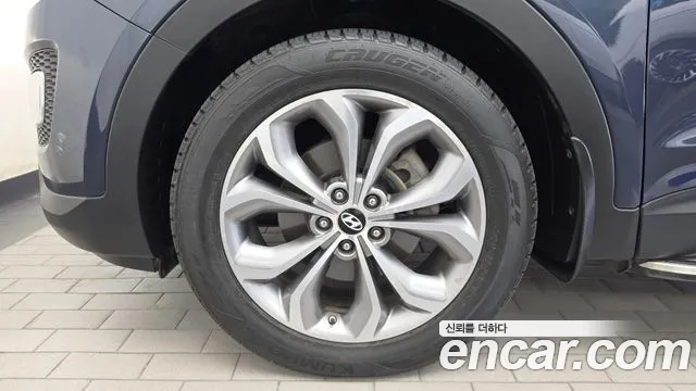 Hyundai Santa Fe 2012 thumb 5