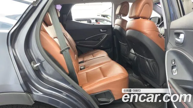 Hyundai Santa Fe 2012 thumb 12