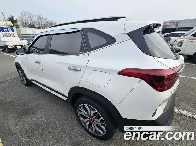 Kia Seltos 2019 thumb 2