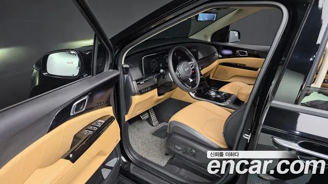 Kia Carnival 2023 thumb 10
