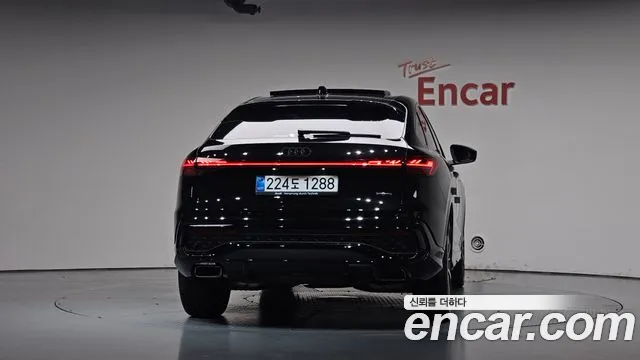 Audi Q5 2025 thumb 3