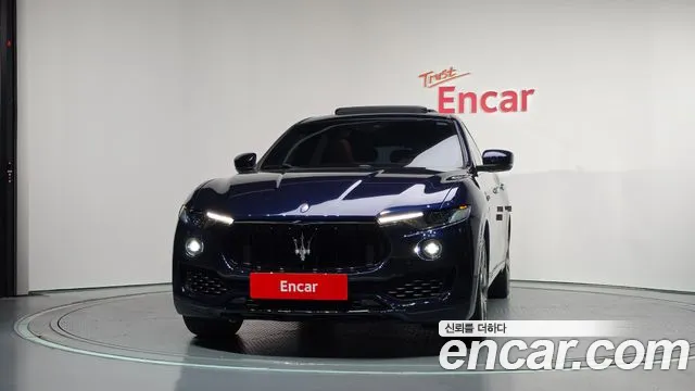 Maserati Levante 2017 thumb 3