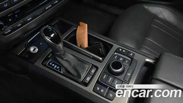 Hyundai Genesis 2015 thumb 9