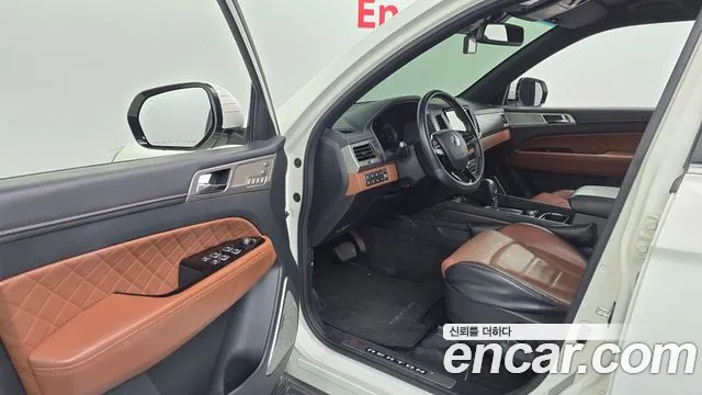 KG_Mobility_Ssangyong Rexton 2017 thumb 10