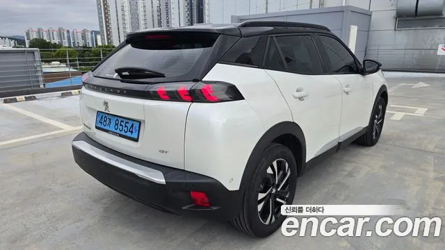 Peugeot 2008 2023 thumb 5