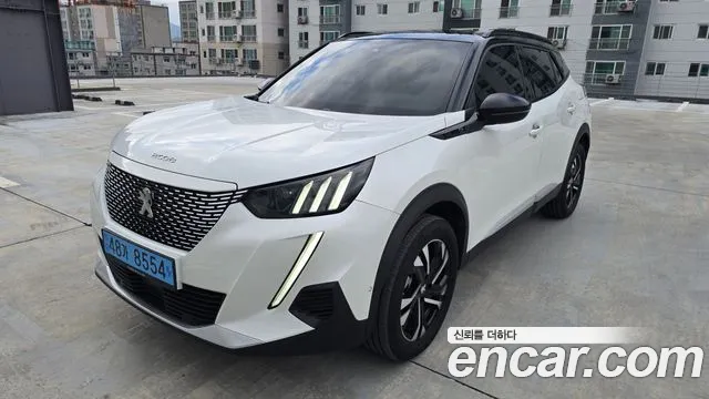 Peugeot 2008 2023 thumb 11