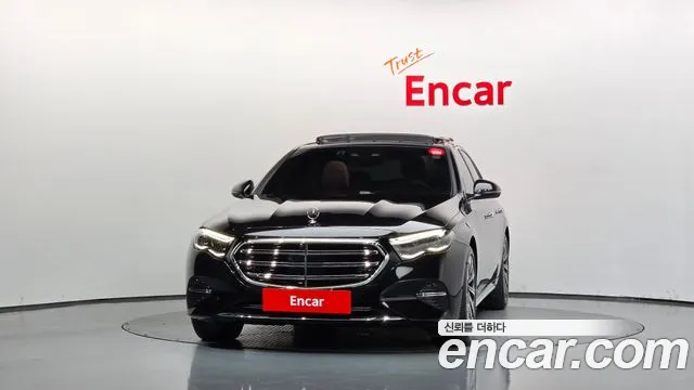Mercedes-Benz E-Класс 2024 thumb 3
