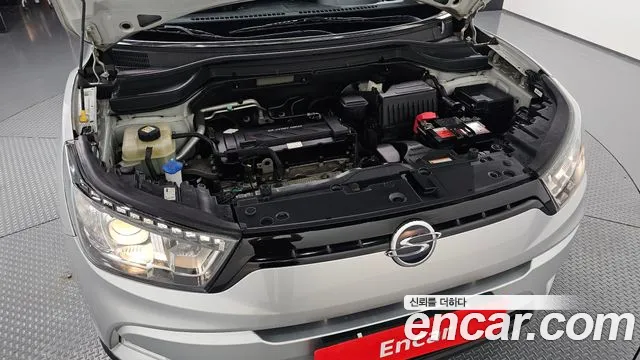 KG_Mobility_Ssangyong TIBOLI 2015 thumb 6