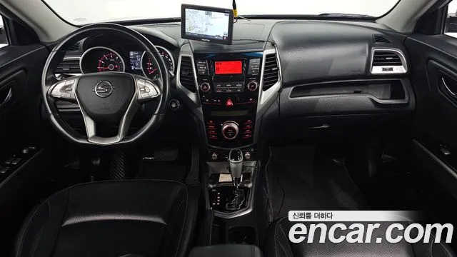 KG_Mobility_Ssangyong TIBOLI 2015 thumb 7
