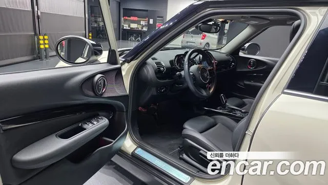 MINI Clubman 2021 thumb 9