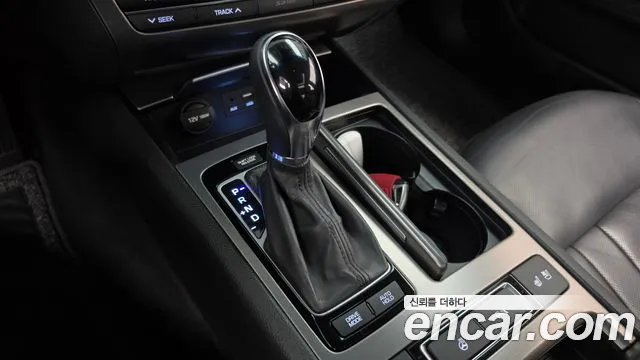 Hyundai Genesis 2015 thumb 9