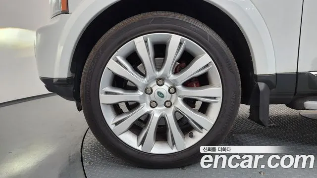 Land Rover Discovery 2013 thumb 5