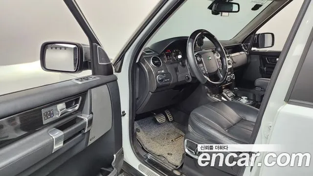 Land Rover Discovery 2013 thumb 10