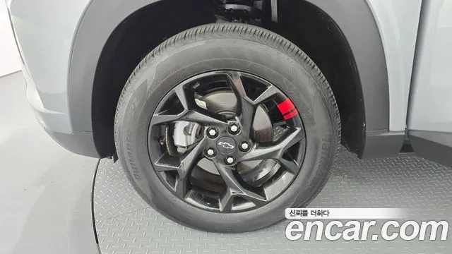ChevroletGMDaewoo Tracker 2025 thumb 5