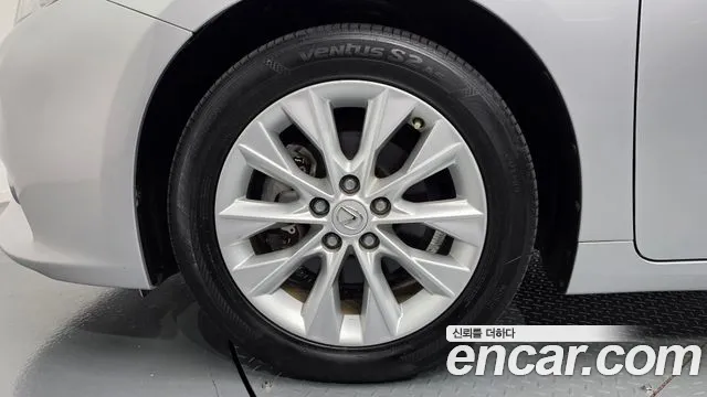 Lexus ES 2014 thumb 5
