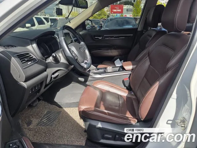 Renault-KoreaSamsung Koleos 2016 thumb 4