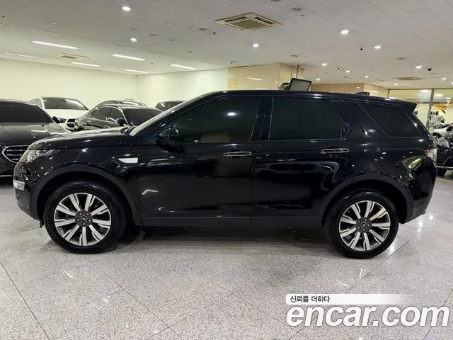 Land Rover Discovery Sport 2017 thumb 3