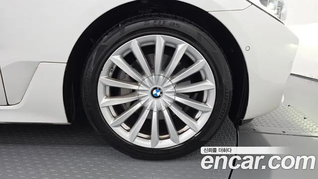 BMW Gran Turismo 2019 thumb 4