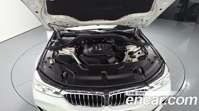 BMW Gran Turismo 2019 thumb 5