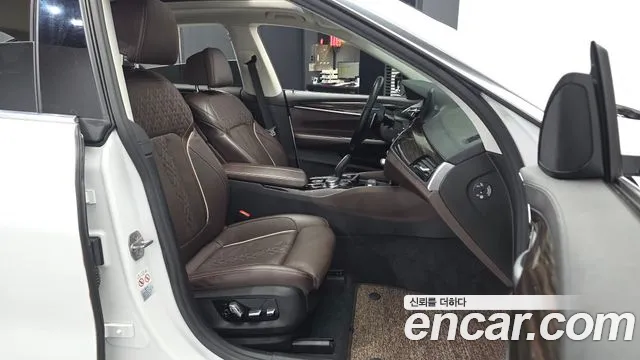 BMW Gran Turismo 2019 thumb 10