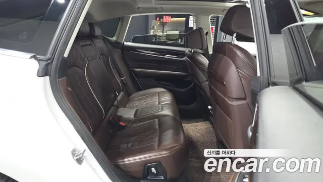BMW Gran Turismo 2019 thumb 11