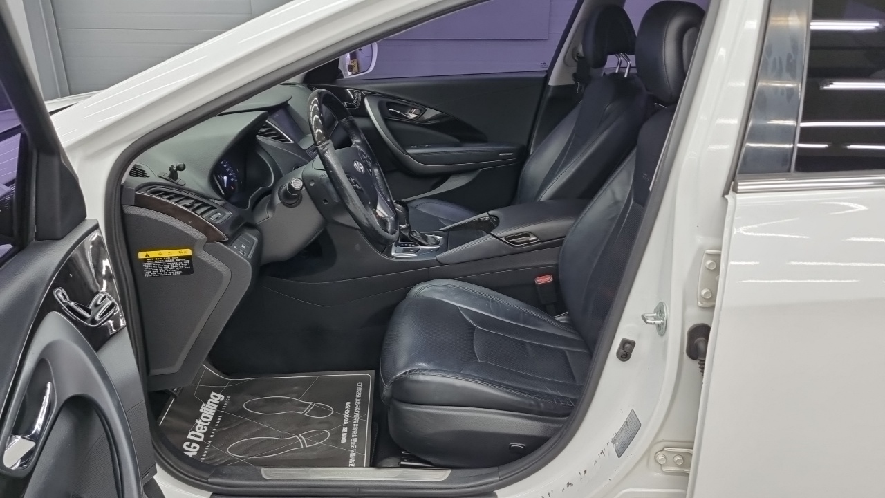 Hyundai Grandeur 2015 thumb 10