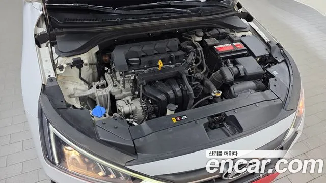 Hyundai Avante 2018 thumb 5