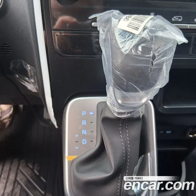 Hyundai Staria 2026 thumb 9