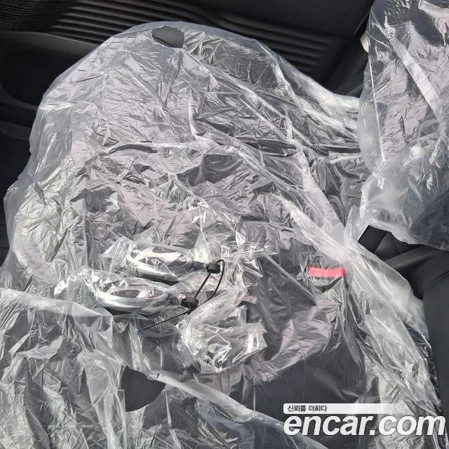 Hyundai Staria 2026 thumb 10