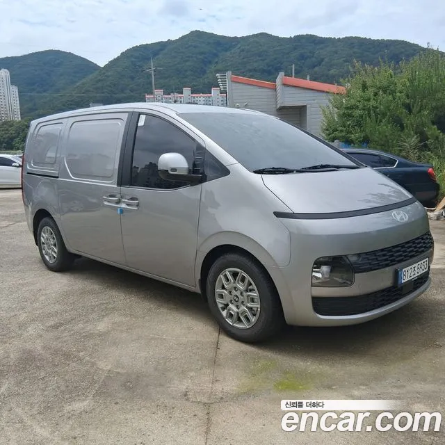 Hyundai Staria 2026 thumb 11