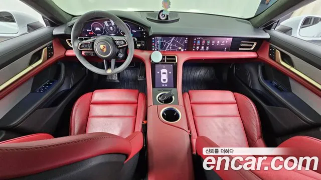 Porsche Taycan 2023 thumb 7