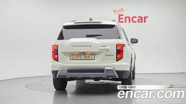 KG_Mobility_Ssangyong Torres 2022 thumb 4