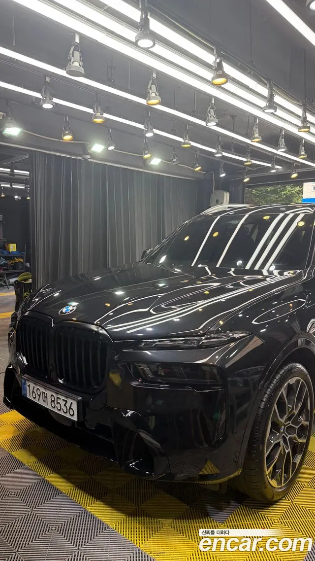 BMW X7 2025 thumb 4
