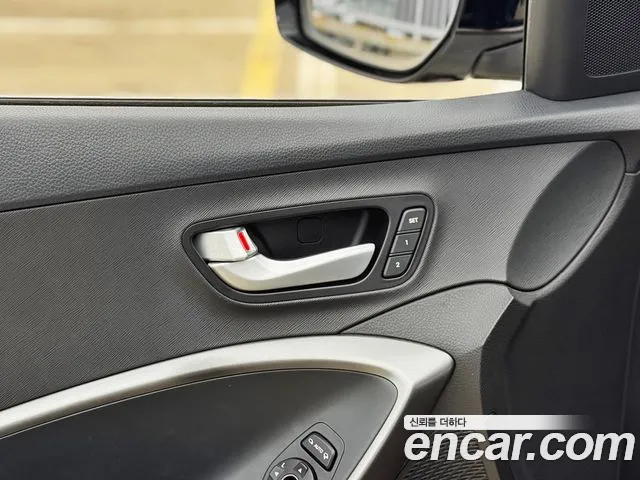 Hyundai Santa Fe 2015 thumb 10