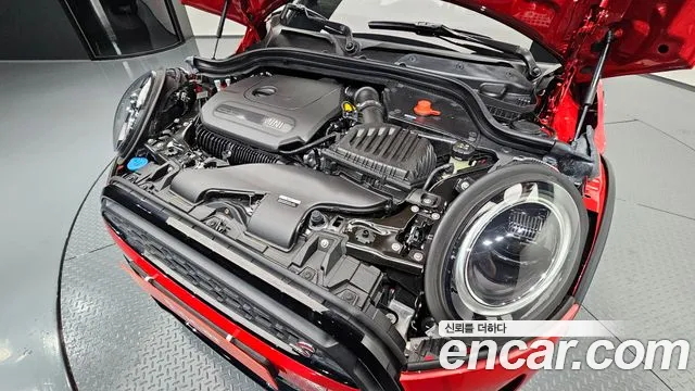 MINI Cooper Convertible 2023 thumb 5
