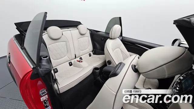 MINI Cooper Convertible 2023 thumb 10