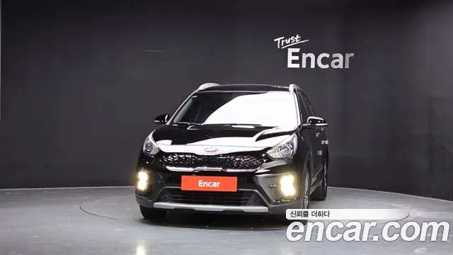 Kia Niro 2019 thumb 2