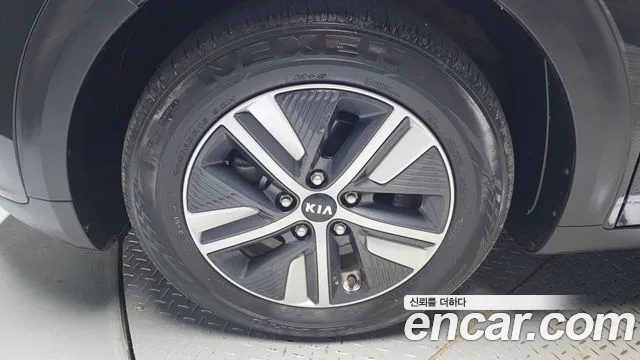 Kia Niro 2019 thumb 4