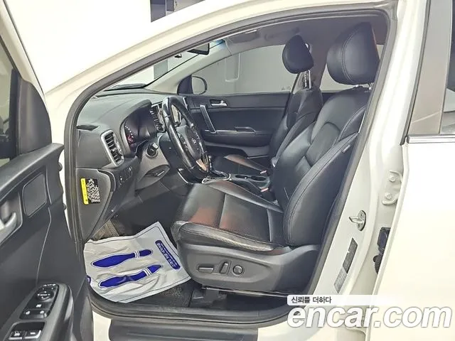 Kia Sportage 2016 thumb 10
